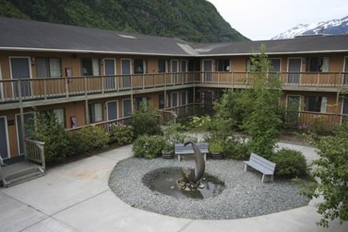 Holland America Skagway Inn Екстер'єр фото